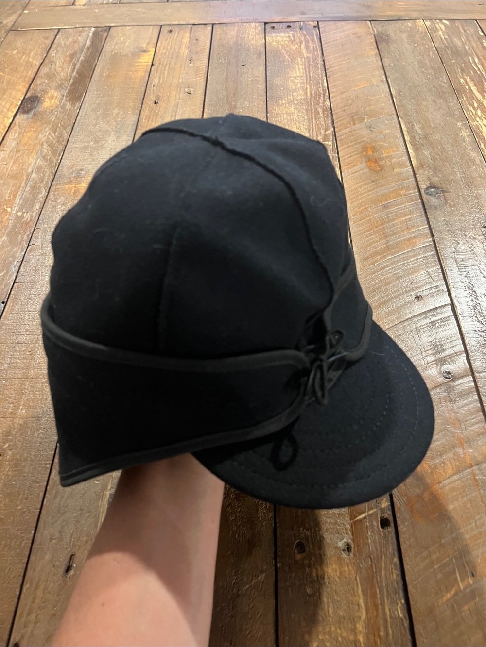 Men's Black Wool Fisherman-Style Cap with Decorative Cord